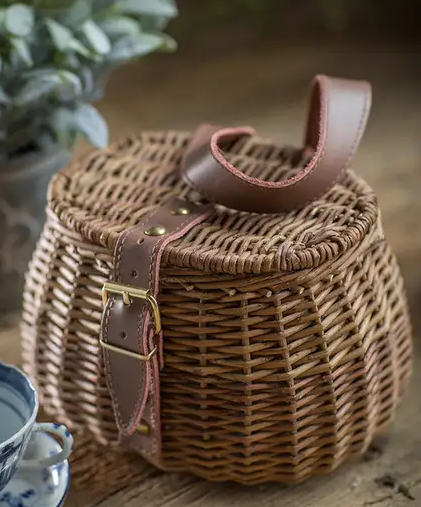 Small Wicker Fishing Creel